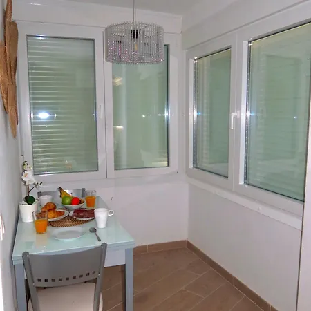 Lujoso Piso Con Vista Al Mar En La Cala De Mijas *