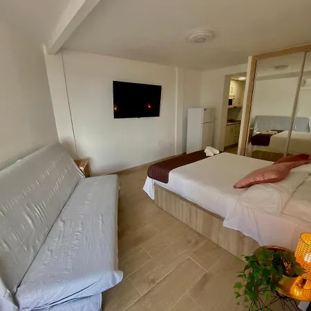 Lujoso Piso Con Vista Al Mar En La Cala De Mijas Apartment Malaga